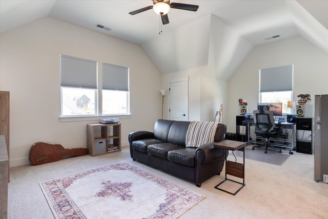 4051 John Marsh Rd, Spring Hill, TN 37174