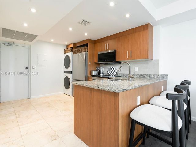 10275 Collins Ave 402, Bal Harbour, FL 33154