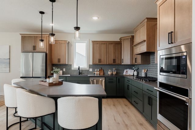 10377 Shadyview Lane N, Maple Grove, MN 55311