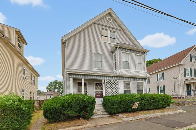 101 Winthrop St, Brockton, MA 02301