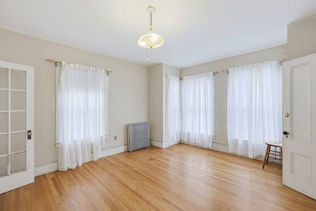 101 Winthrop St, Brockton, MA 02301