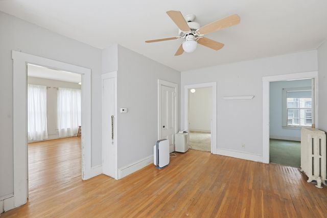101 Winthrop St, Brockton, MA 02301