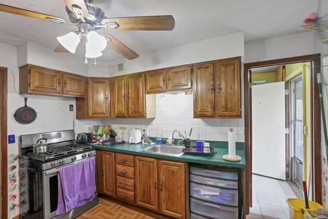 916 S Hampton Road, Columbus, OH 43227