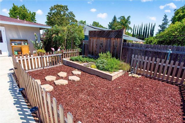 1383 N 2nd, Upland, CA 91786
