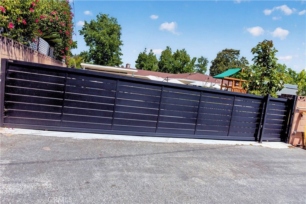 Image 29 of property listing at 1383 N 2nd, Upland, CA 91786