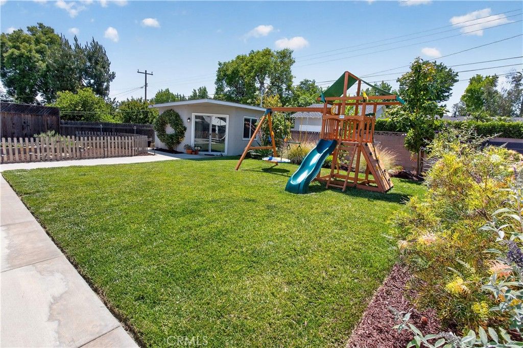 Image 38 of property listing at 1383 N 2nd, Upland, CA 91786
