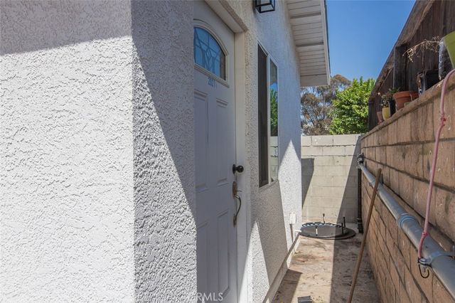 2019 City View, Los Angeles, CA 90033