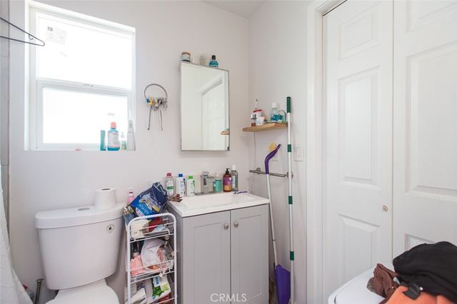 2019 City View, Los Angeles, CA 90033