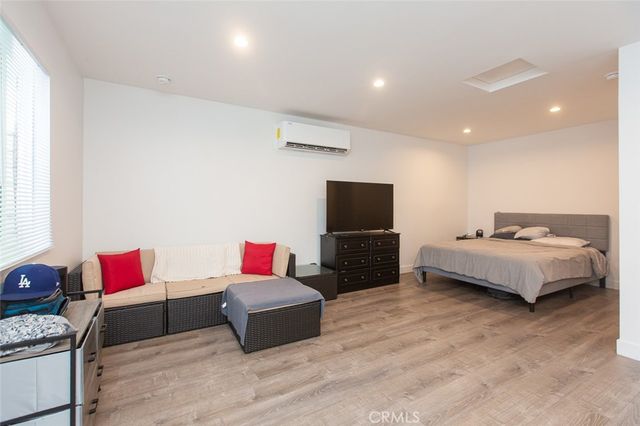 2019 City View, Los Angeles, CA 90033