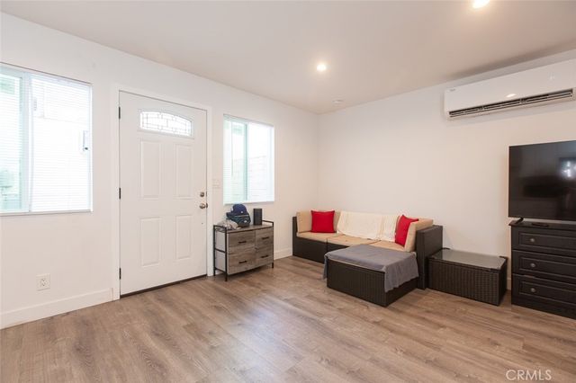 2019 City View, Los Angeles, CA 90033