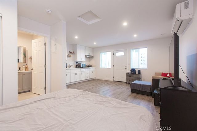 2019 City View, Los Angeles, CA 90033