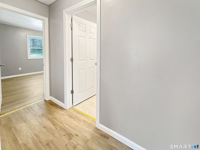 187 West Main Street, East Lyme, CT 06357