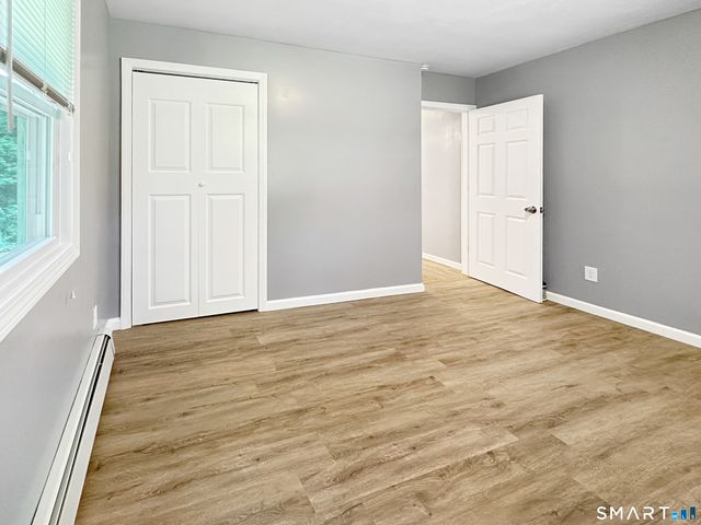 187 West Main Street, East Lyme, CT 06357