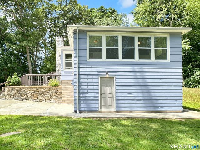 187 West Main Street, East Lyme, CT 06357