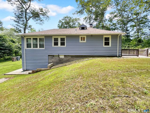 187 West Main Street, East Lyme, CT 06357
