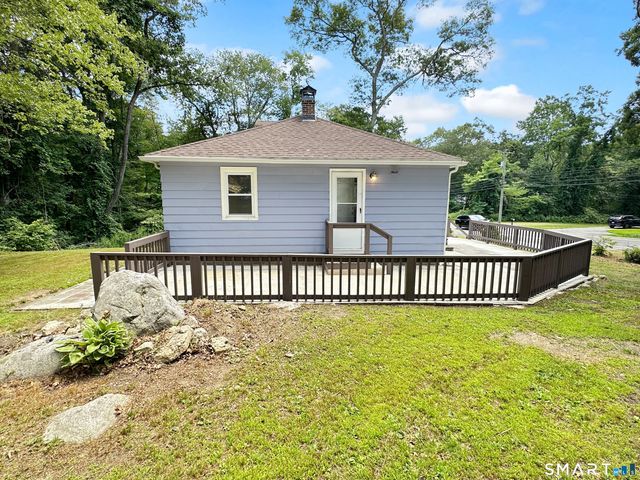 187 West Main Street, East Lyme, CT 06357