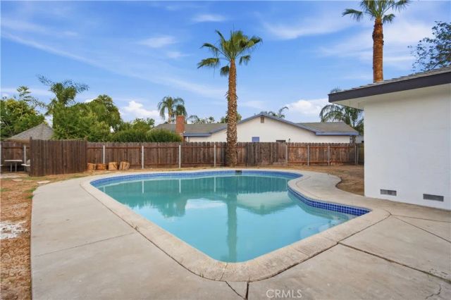 1055 Lees Court, Merced, CA 95340