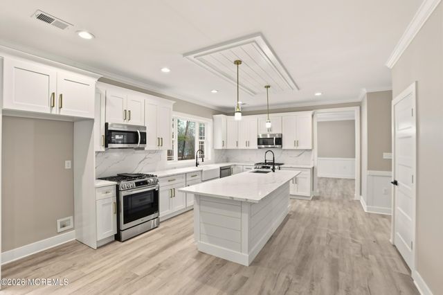 841 2nd Avenue, Toms River, NJ 08757