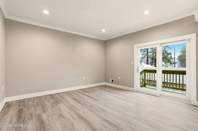 841 2nd Avenue, Toms River, NJ 08757