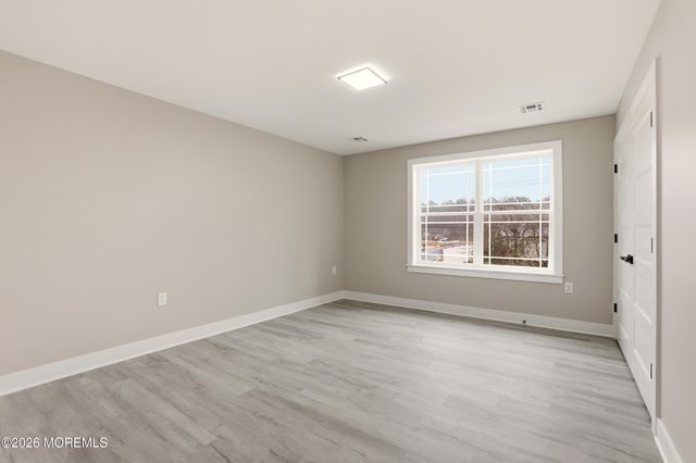 841 2nd Avenue, Toms River, NJ 08757