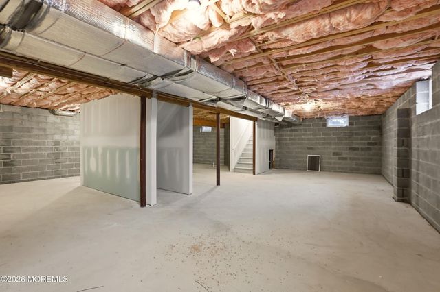 841 2nd Avenue, Toms River, NJ 08757