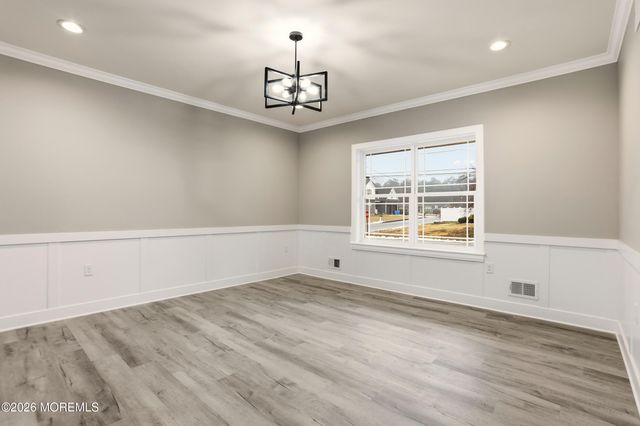 841 2nd Avenue, Toms River, NJ 08757