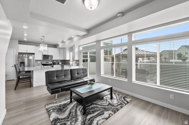 41 E BRUSHY CANYON ST, Saratoga Springs, UT 84045