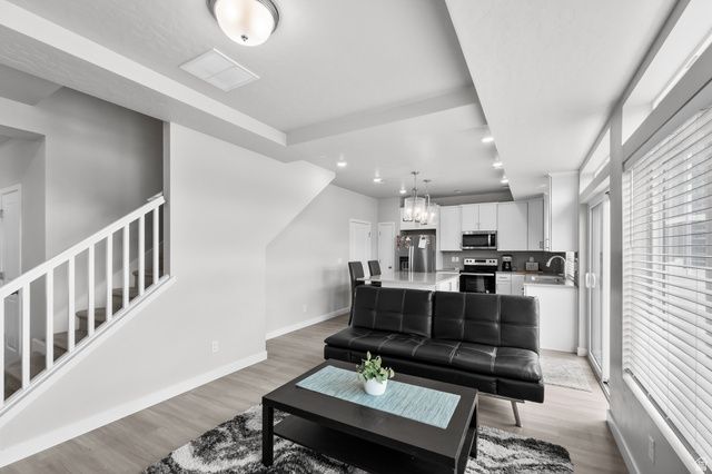 41 E BRUSHY CANYON ST, Saratoga Springs, UT 84045