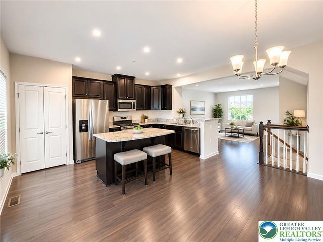 2317 Cook Drive, Easton, PA 18045