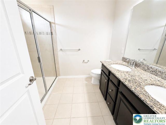 2317 Cook Drive, Easton, PA 18045