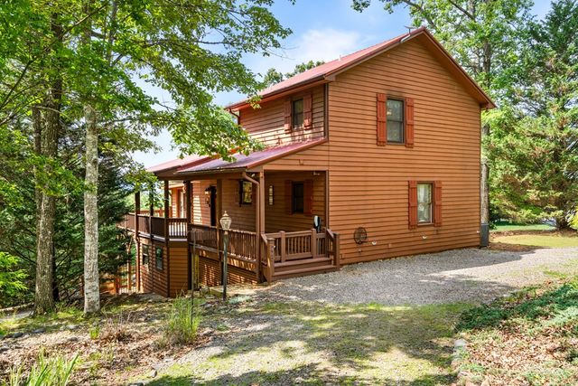 225 Skyland Trail, Murphy, NC 28906