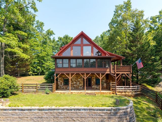 225 Skyland Trail, Murphy, NC 28906