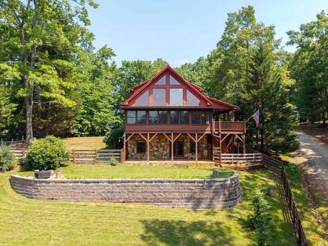 225 Skyland Trail, Murphy, NC 28906