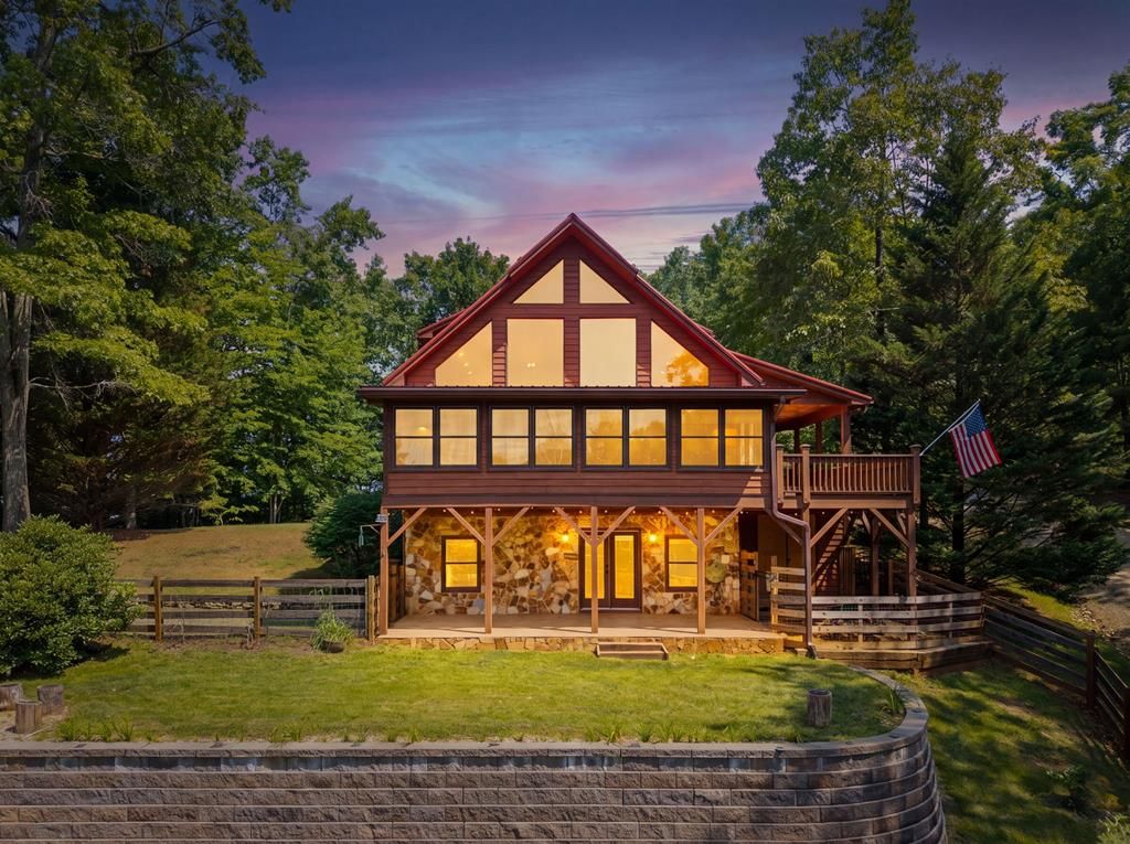 225 Skyland Trail, Murphy, NC 28906