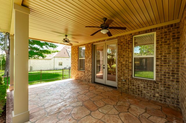 1009 Jarman Pvt Ln, Gallatin, TN 37066