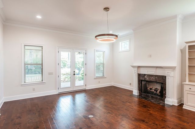 1009 Jarman Pvt Ln, Gallatin, TN 37066