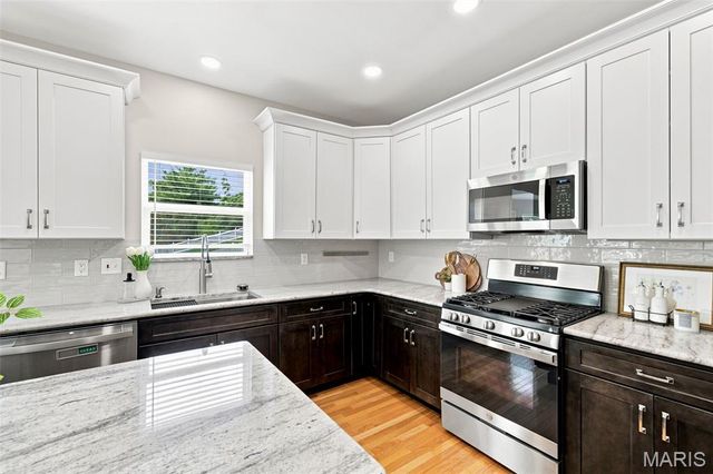 434 Scenic Drive, St Peters, MO 63376