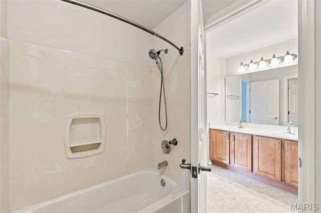 434 Scenic Drive, St Peters, MO 63376