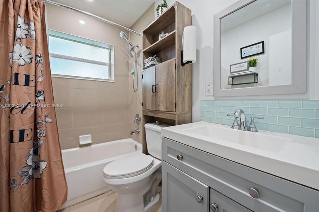 541 SW 38th Ave, Fort Lauderdale, FL 33312