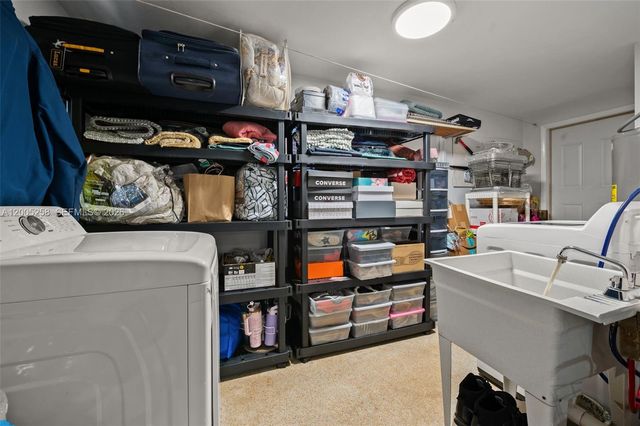 541 SW 38th Ave, Fort Lauderdale, FL 33312