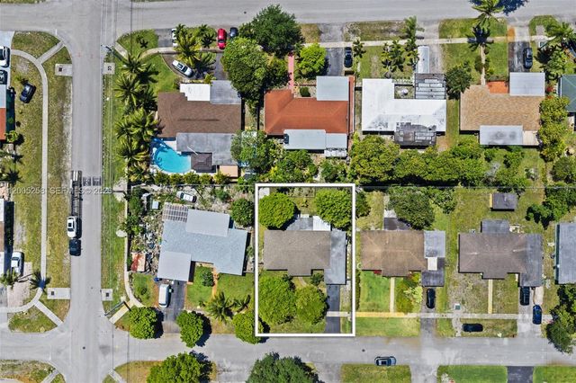 541 SW 38th Ave, Fort Lauderdale, FL 33312