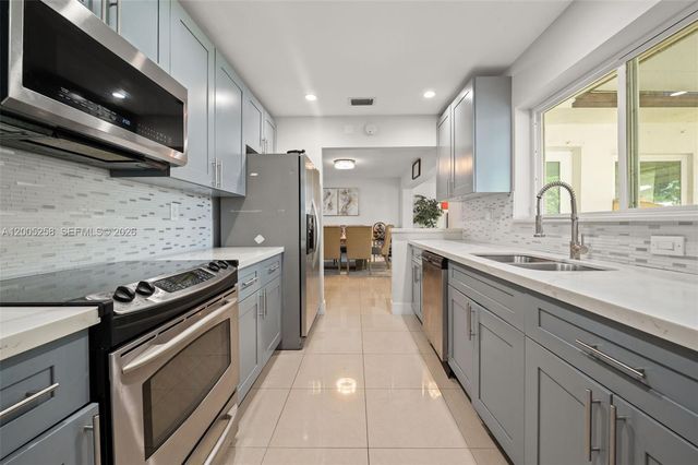 541 SW 38th Ave, Fort Lauderdale, FL 33312