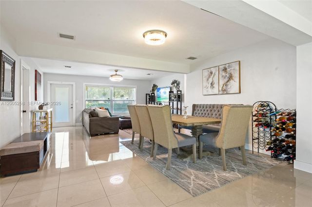 541 SW 38th Ave, Fort Lauderdale, FL 33312