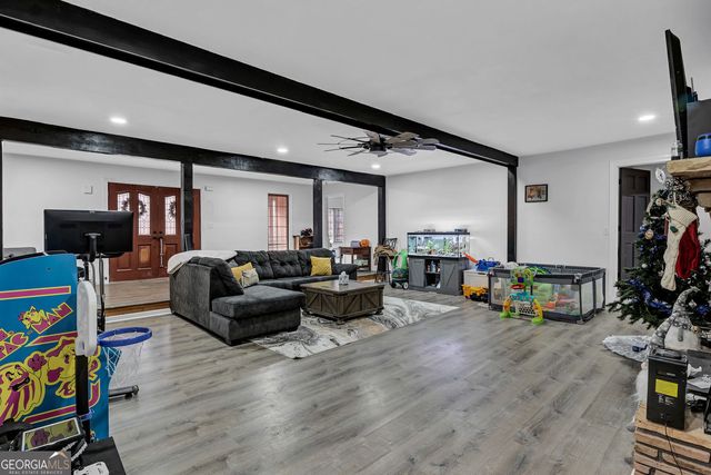 4220 Chapel Hill Farms Drive, Douglasville, GA 30135