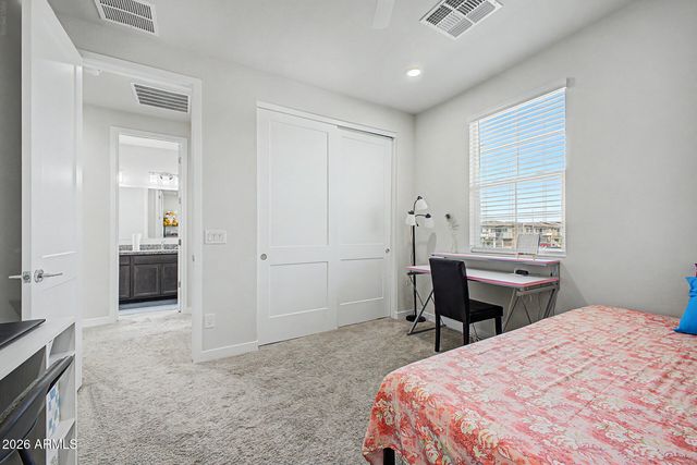 1541 S SENATE Street, Chandler, AZ 85286