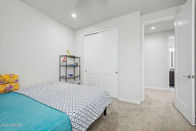 1541 S SENATE Street, Chandler, AZ 85286