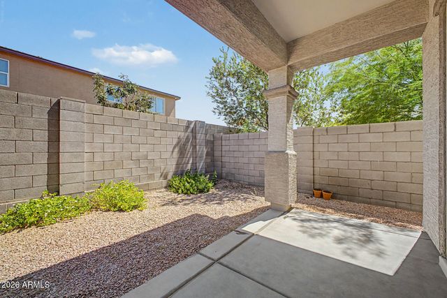 1541 S SENATE Street, Chandler, AZ 85286
