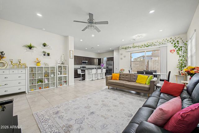 1541 S SENATE Street, Chandler, AZ 85286