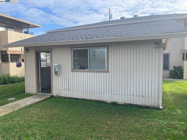 266 S Yolo St, Willows, CA 95988