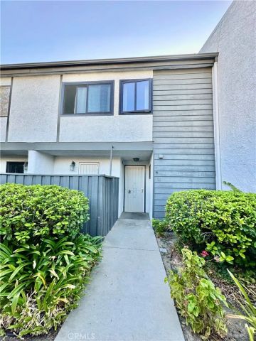 11311 Tampa Avenue 31, Porter Ranch, CA 91326